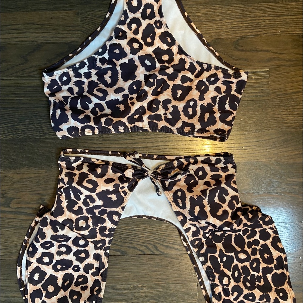 Zahara Swim leopard two piece